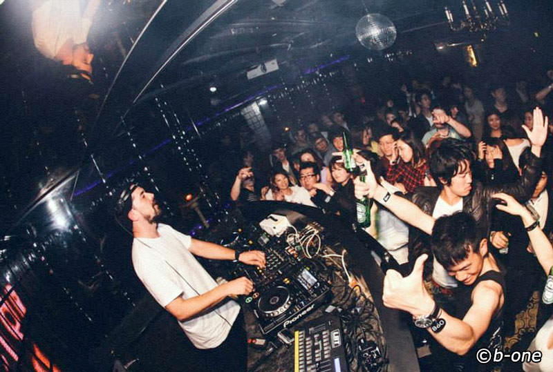 cuoc-song-ve-dem-o-seoul